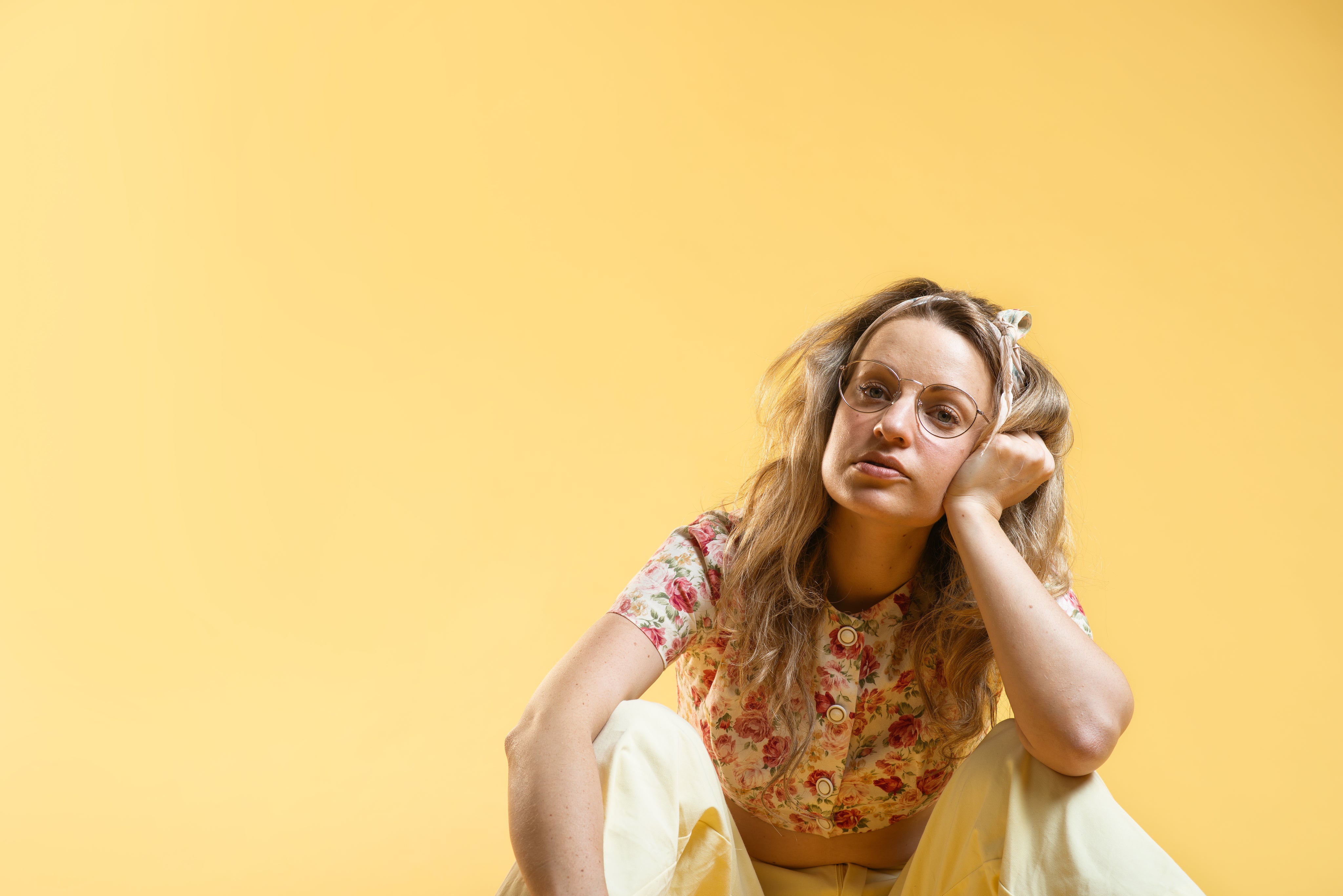 files/a-woman-lost-in-thought.jpg